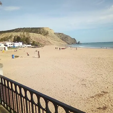 Cantinho Estrelas, Lagos Apartamento Luz