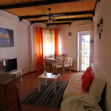 Cantinho Estrelas, Lagos Apartment *