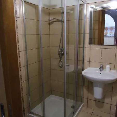 Cantinho Estrelas, Lagos *