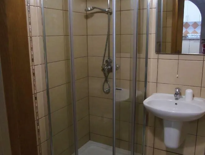 Cantinho Estrelas, Lagos *